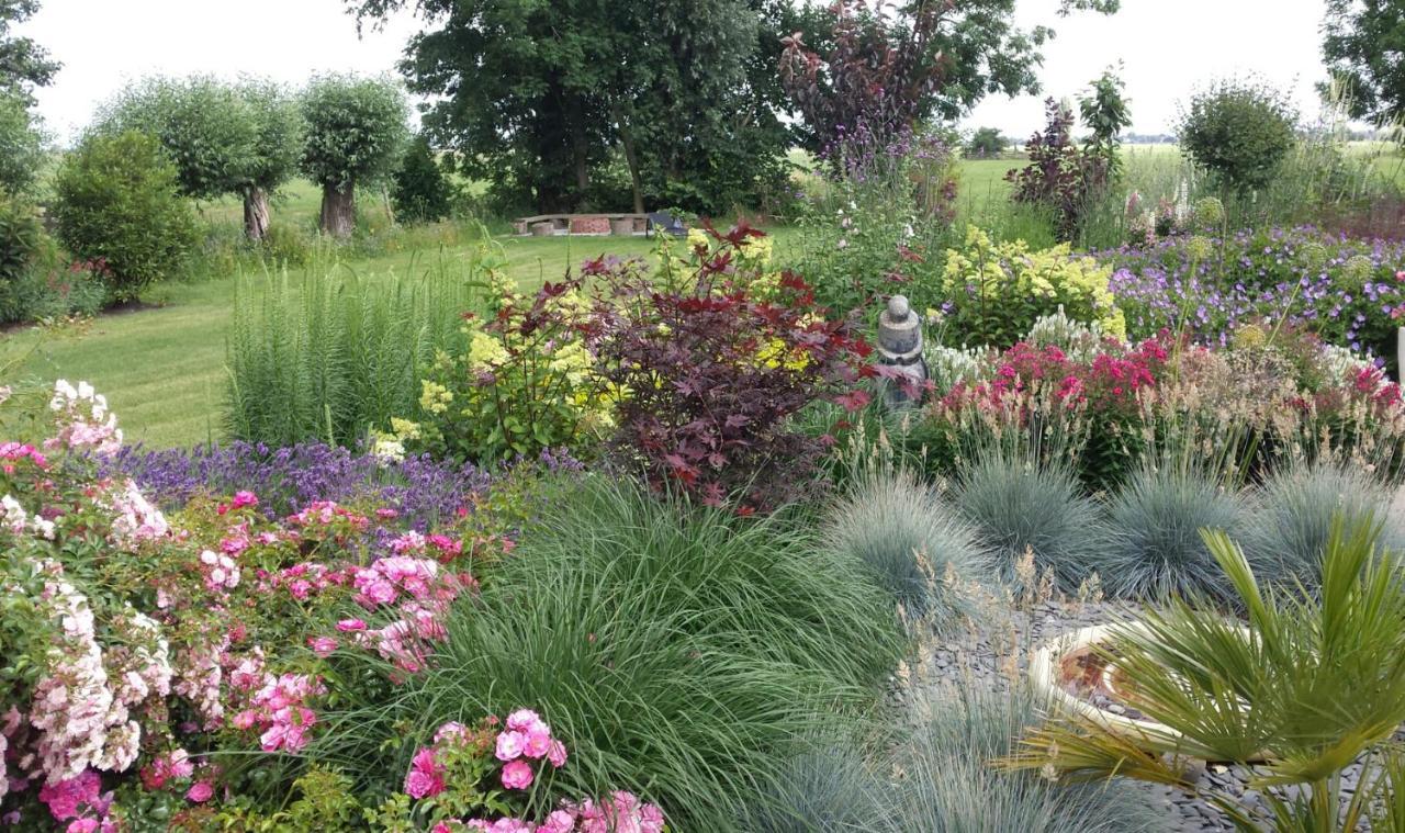 Het Kraaienbosch Bed & Breakfast Zegveld Luaran gambar
