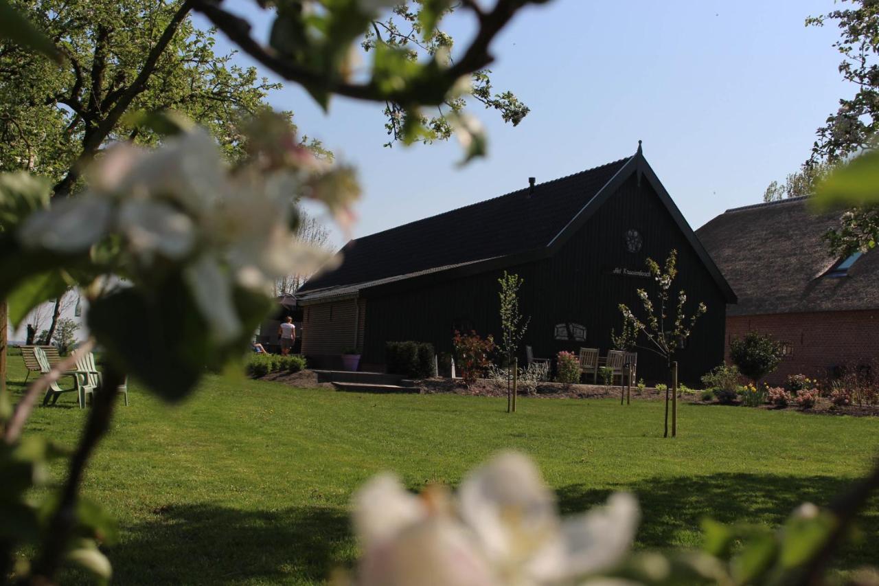 Het Kraaienbosch Bed & Breakfast Zegveld Luaran gambar